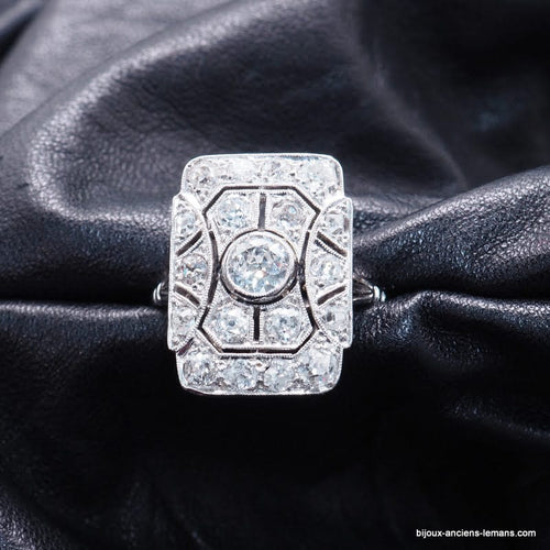 Bague Art Déco rectangulaire diamants