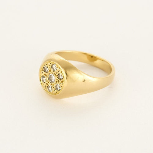 Bague 50 Bague type chevalière en or jaune et diamants 58 Facettes BEA3623