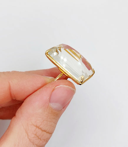 Bague cocktail vintage en or 18k et pierre jaune