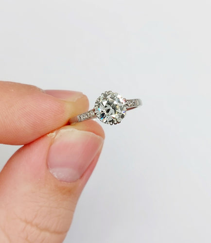 Bague 52.5 Bague solitaire Art déco en platine et diamant taille ancienne 1,40 carat 58 Facettes A06491