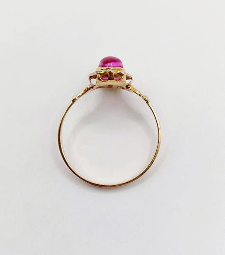 Bague marquise style Art Nouveau or jaune, cabochon de rubis synthétique et diamants taille rose 58 Facettes A05885