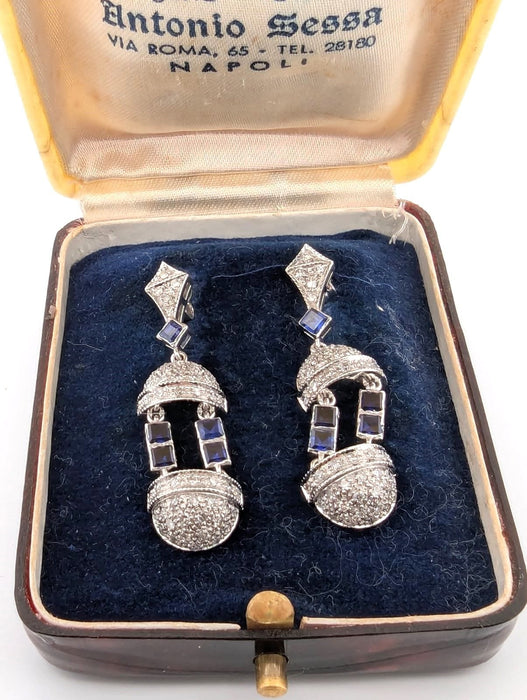 Boucles d'oreilles Boucles d'oreilles en or blanc avec saphirs taille carrée et diamants 58 Facettes