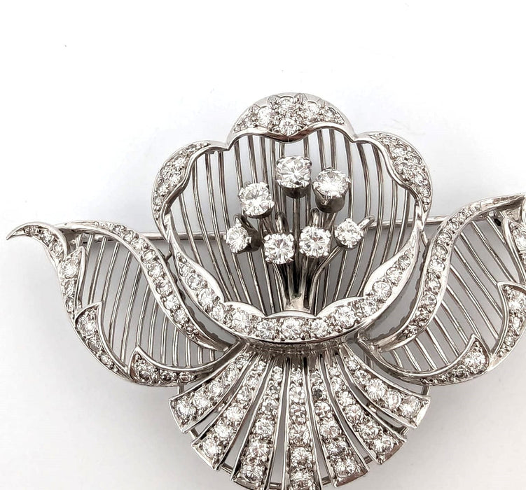 Broche Broche en or blanc et diamants 58 Facettes