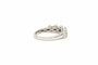 Bague contemporaine en or blanc 18 carats sertie de diamants