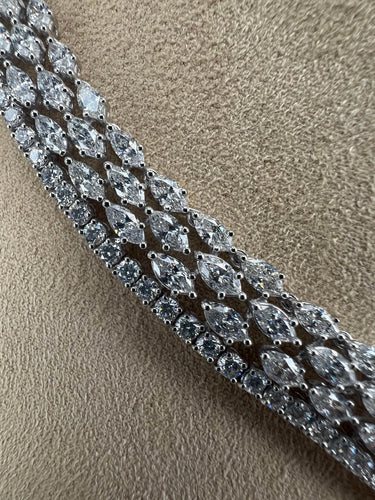 Collier Ensemble collier et bracelet en or blanc et diamants haut de gamme 58 Facettes N-136