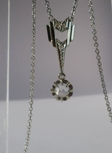 Pendentif Pendentif Art Déco flèche en or jaune et or blanc 18 carats et diamants 58 Facettes