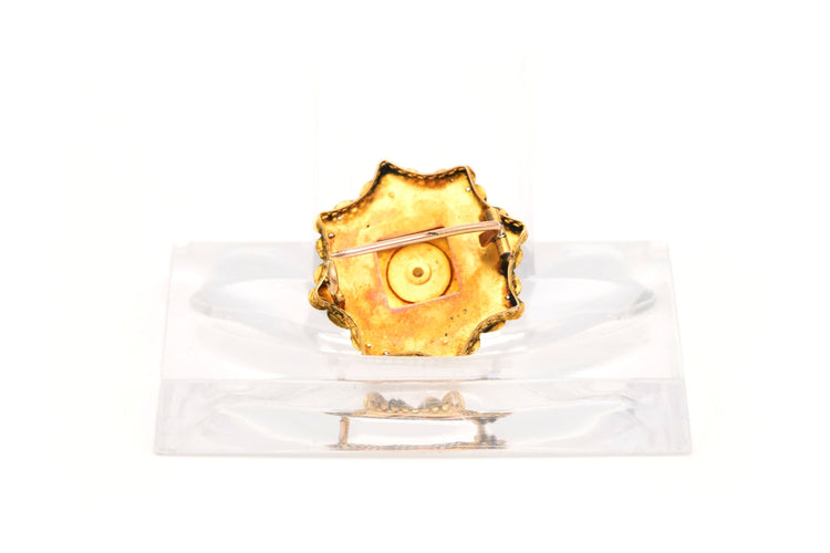 Broche Broche Art Nouveau en or jaune 18 carats sertie d'une perle 58 Facettes B653