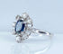Bague 53 Bague marguerite en or blanc, saphir et diamants 58 Facettes AB644