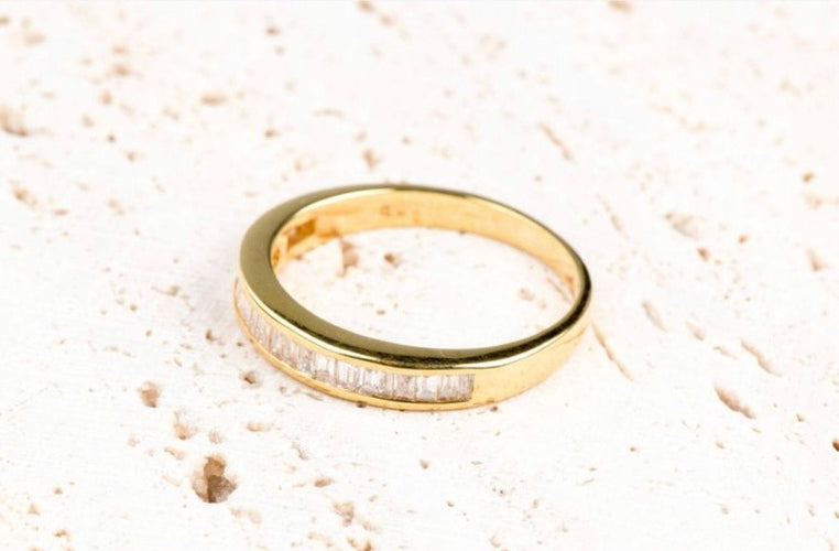 Bague 56 Bague demi-alliance en or jaune – Diamants baguette sertis rail 58 Facettes BG11189476-107