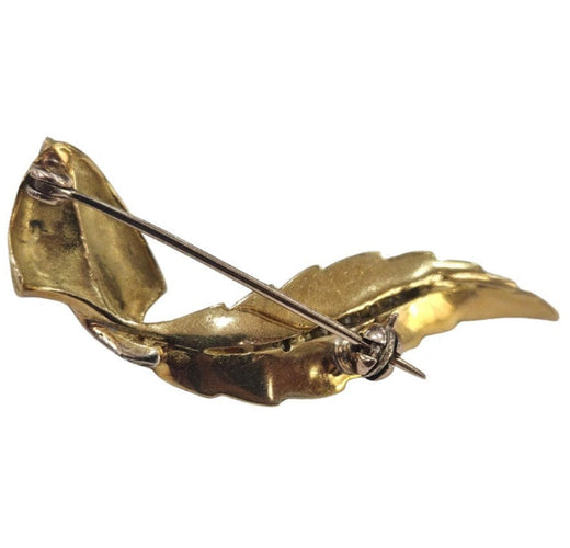 Broche plume Masriera, années 1950, or jaune et blanc, diamants