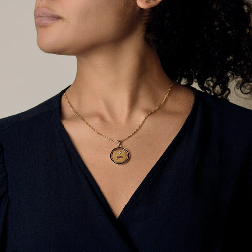 Pendentif AUGIS - Médaille en or, rubis et diamants 58 Facettes MTB1218X2