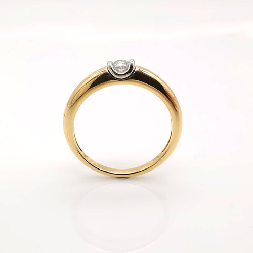 Bague 53 Bague solitaire en or jaune diamant 58 Facettes