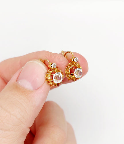 Boucles d'oreilles Dormeuses antique or rose 18k verres blancs taille coussin (circa 1900) 58 Facettes A06051