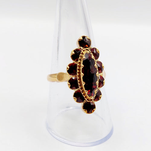Bague 59.5 Bague marquise antique or jaune, grenats sur paillons 58 Facettes A05966