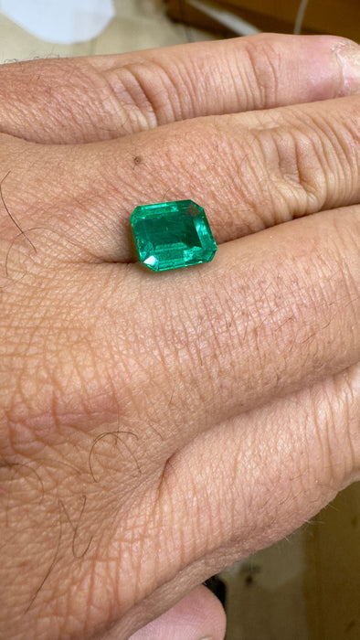 Émeraude de Colombie certifiée de 2,92 carats