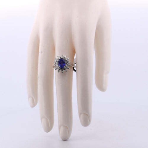 Bague 55 Bague en or blanc avec tanzanite et diamants 58 Facettes