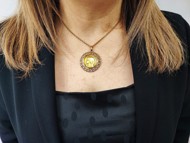 Pendentif Médaille Vierge 58 Facettes Med.Vierge.1369