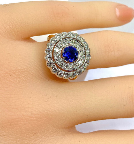 Bague 52 Bague or blanc, or jaune, saphir et diamants 58 Facettes AB580