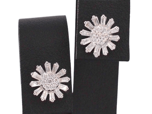 White gold earrings with natural diamonds 58 Facettes 2220