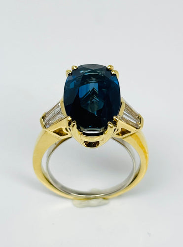 Bague 51 Bague en or jaune ornée d'un saphir naturel de 6,72 carats et de diamants taille trapèze 58 Facettes E20