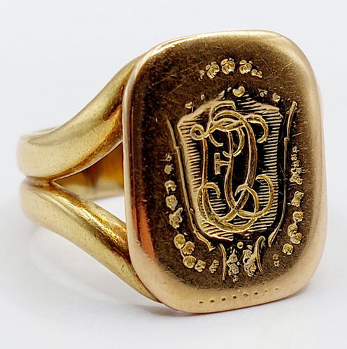 Bague 54 Chevalière antique or jaune monogrammée "Esto vir" 58 Facettes A05725