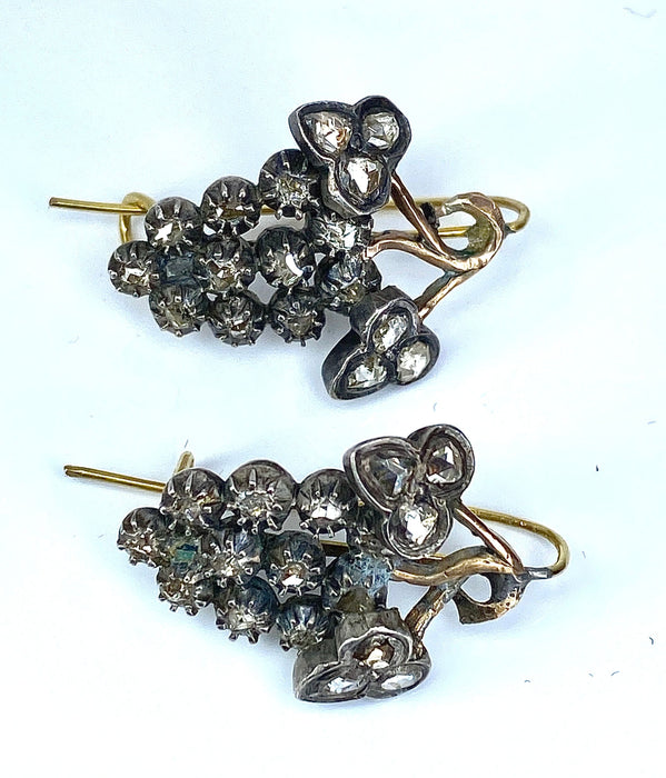 Boucles d'oreilles Parure collier négligé et boucles d’oreilles en or jaune et argent, diamants, Napoléon III 58 Facettes AB437