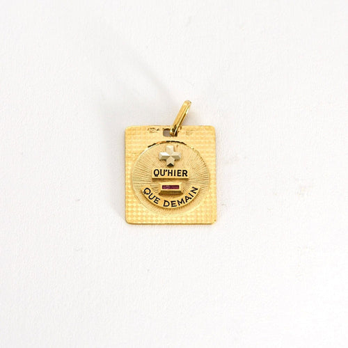 Pendentif AUGIS-Médaille d'amour rubis or jaune pointes de diamant 58 Facettes