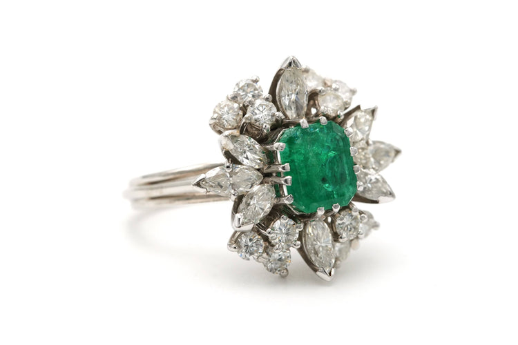 Bague 53 Bague - Bague contemporaine sertie d’émeraude et diamants en or blanc 18 carats 58 Facettes 23331