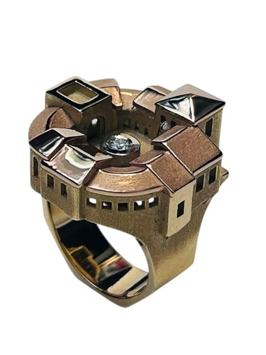 Bague 54 Philippe TOURNAIRE - Bague or jaune collection Architecture, modèle Village fortifié 58 Facettes 123577.4