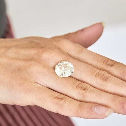 Diamant sur papier exceptionnel - 9,18 carats avec certificat 58 Facettes