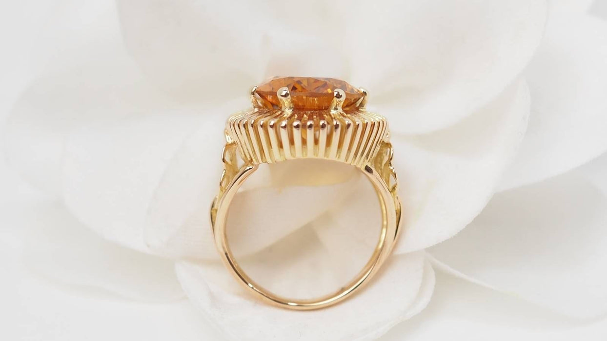 Bague 51.5 Bague vintage en or jaune et citrine ovale 58 Facettes 32615