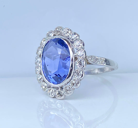 Bague - Saphir Ceylan non chauffé 6,53 cts en platine et diamants