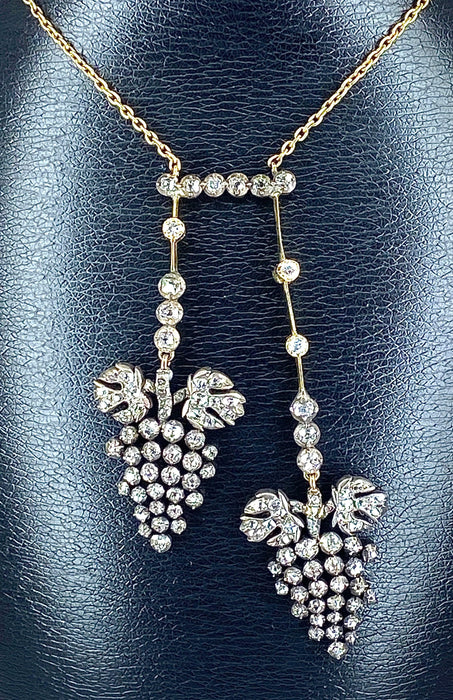 Boucles d'oreilles Parure collier négligé et boucles d’oreilles en or jaune et argent, diamants, Napoléon III 58 Facettes AB437