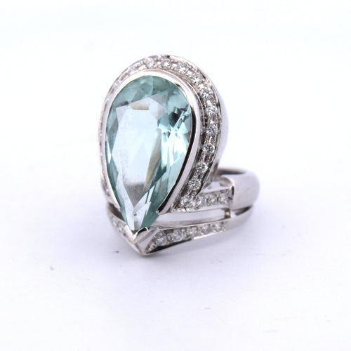 Bague 56 Anello in oro bianco 18 kt con acquamarina e diamanti 58 Facettes