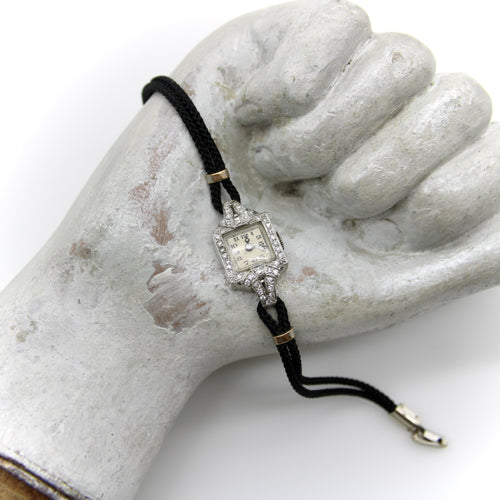 Montre-bracelet Art Déco en platine et diamants par Concord