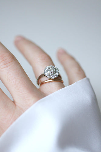 Bague 53 Bague Marguerite Art Déco Or blanc, Platine, Diamant 1,60 Cts 58 Facettes