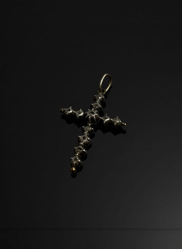 Croce di Stile Gotico con Diamanti a “Rosa”, XVIII secolo. 58 Facettes