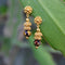 Boucles d'oreilles Boucles d'oreilles pendantes indiennes en or 22 carats avec émail multicolore 58 Facettes