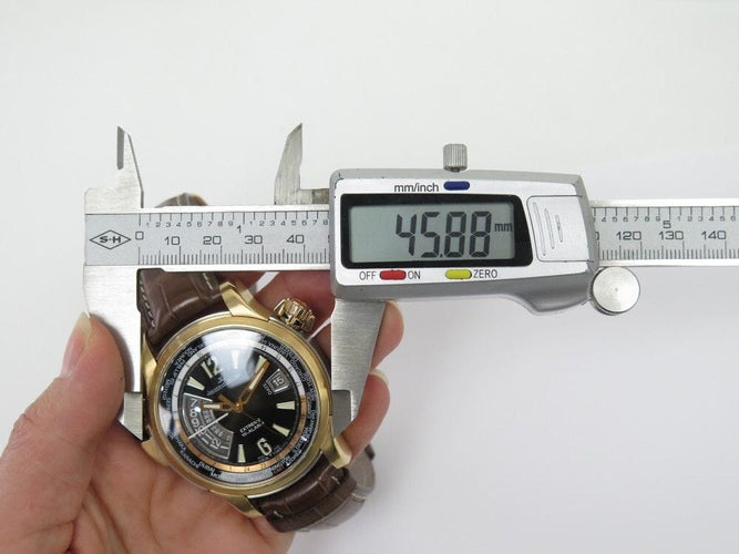 Montre montre jaeger lecoultre chrono master compressor extreme w alarm 58 Facettes 259399