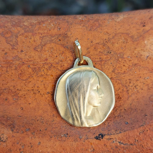 Médaille de la Vierge Marie or jaune 58 Facettes 220