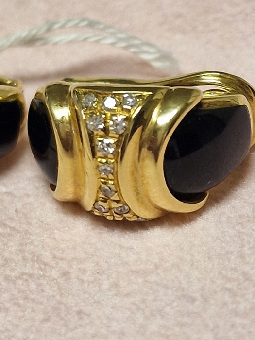 Boucles d'oreilles Clips de boucles d'oreilles vintage en or jaune, onyx et diamants des années 1980 58 Facettes