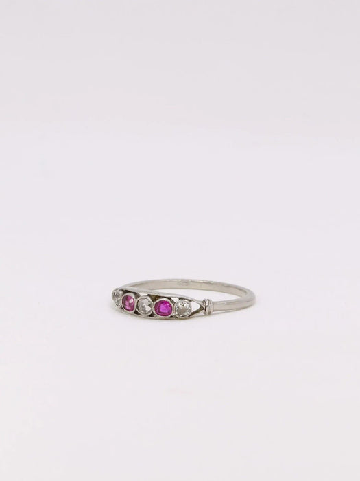 Bague 53.5 Bague jarretière belle époque diamants rubis 58 Facettes J362