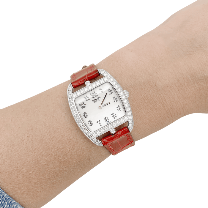 Montre Montre Hermès, "Cape Cod Tonneau", en acier et diamants sur cuir. 58 Facettes 34299