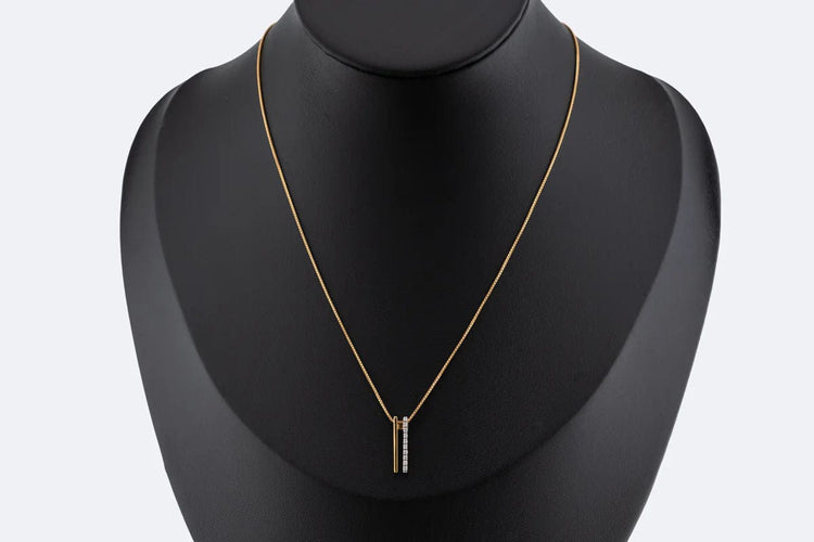 Collier Oro Giallo Chaîne en or jaune avec pendentif 58 Facettes col71