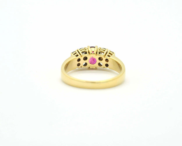 Bague Anello oro giallo con rubino  e diamanti 58 Facettes
