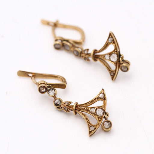 Boucles d'oreilles Boucles d'oreilles style vintage en or avec diamants 58 Facettes E360306B