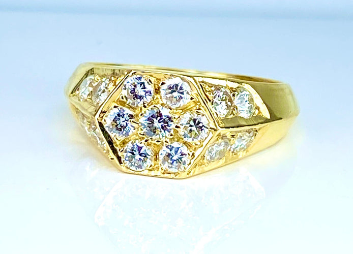 Bague 47 Chevalière or jaune 15 diamants 58 Facettes AB634