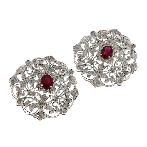 Boucles d'oreilles Boucles d'oreilles en or blanc avec diamants taille brillant et rubis 58 Facettes G3779