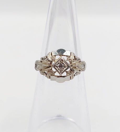 Bague Art Déco or blanc, diamant et monture géométrique 58 Facettes A05884