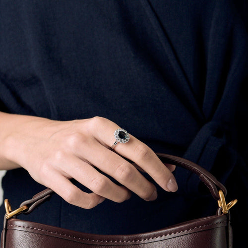 Bague 55 Bague Marguerite or gris, saphir et diamants 58 Facettes BA514